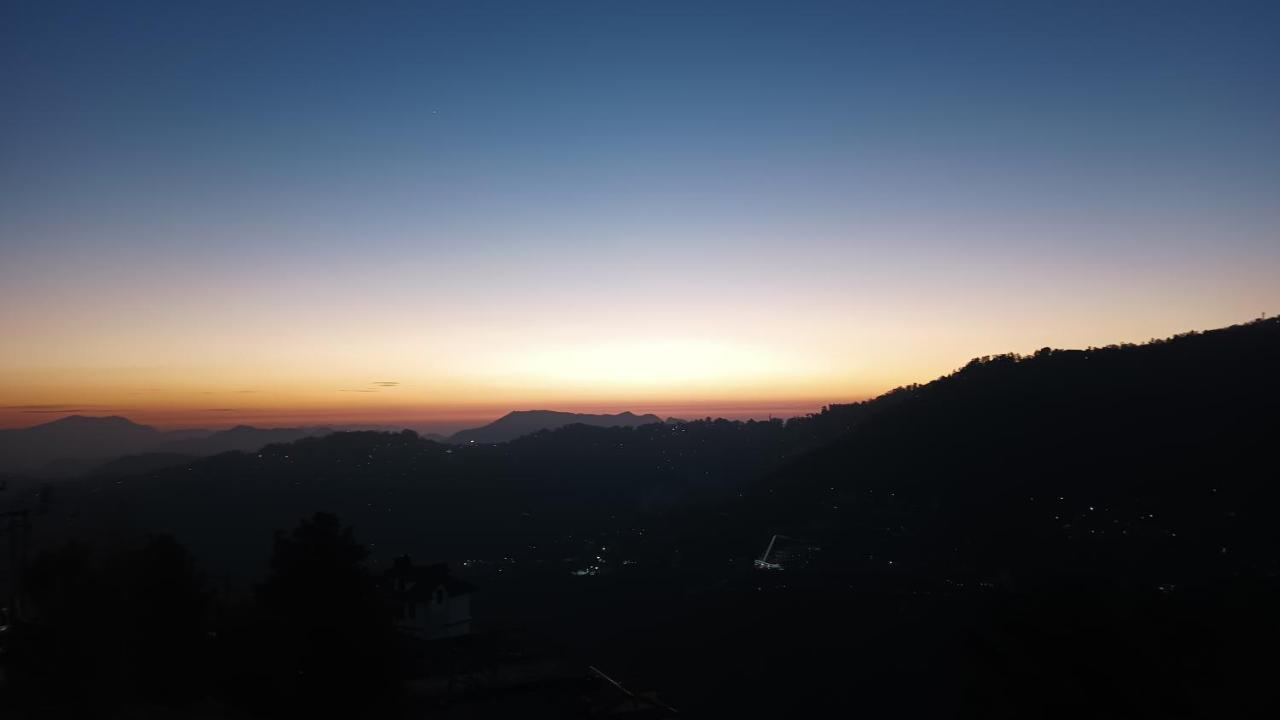 Thakur Homes- Couple And Family Friendly Homestay Shimla Luaran gambar