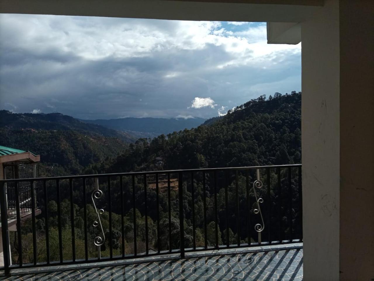 Thakur Homes- Couple And Family Friendly Homestay Shimla Luaran gambar