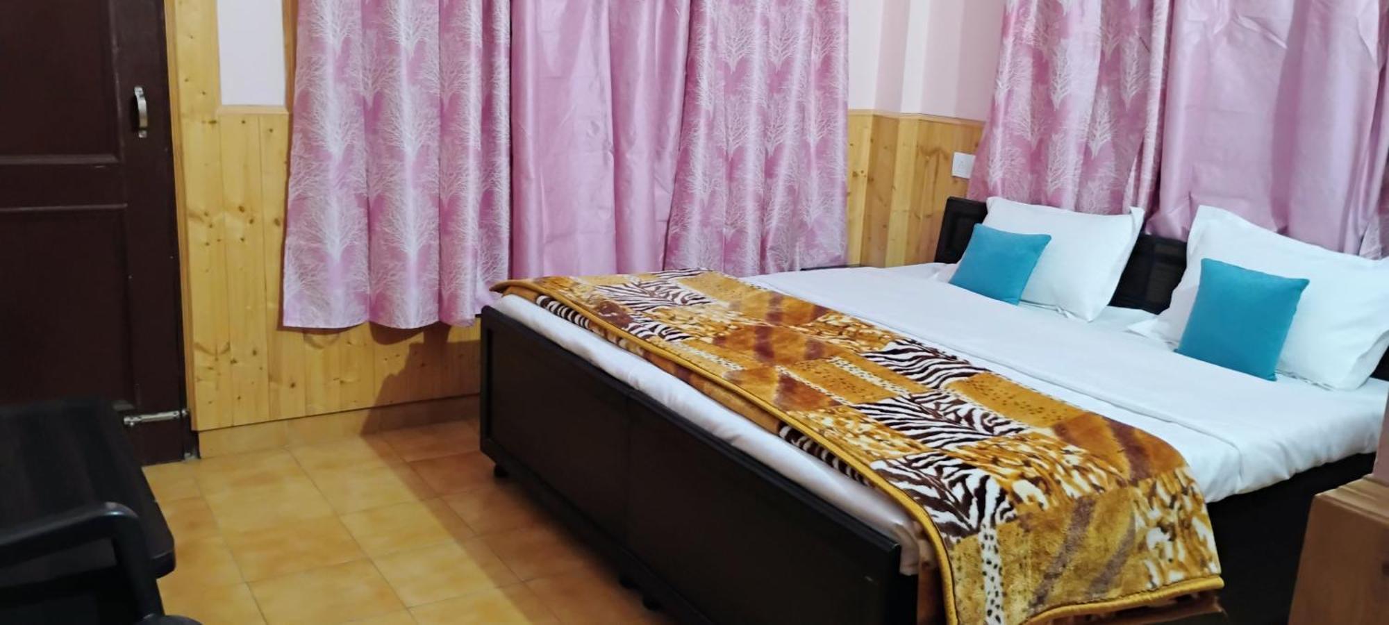 Thakur Homes- Couple And Family Friendly Homestay Shimla Luaran gambar